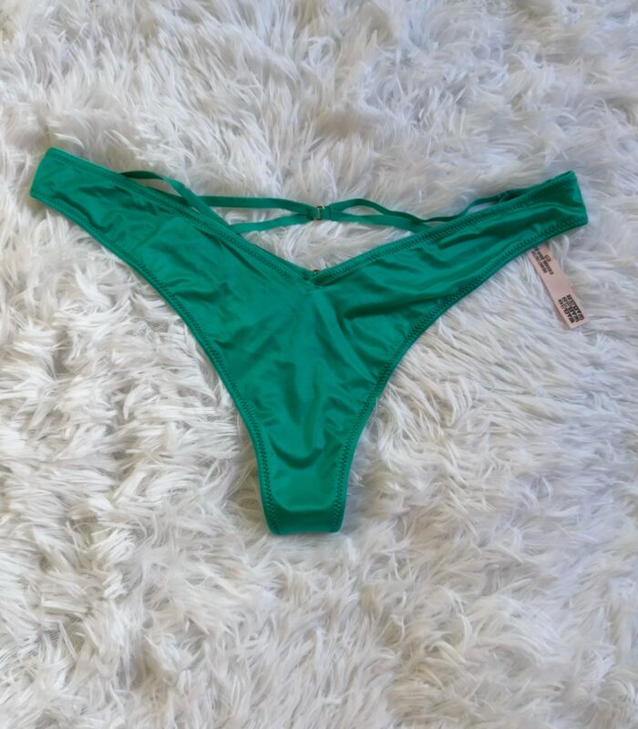 Less verde con tiras VS