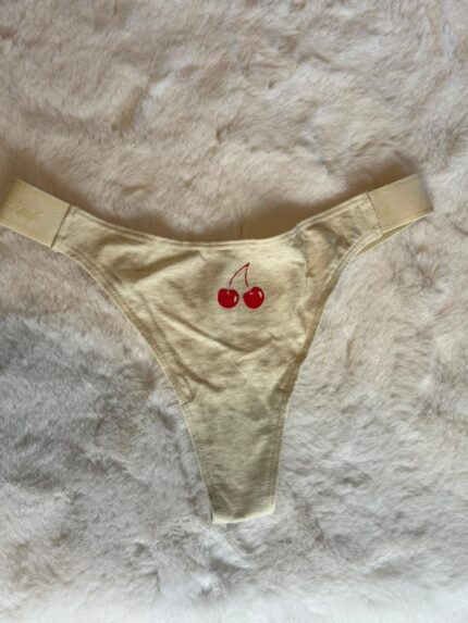 Less cerezas VS algodón color natural