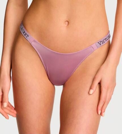 Less VS lila strass
